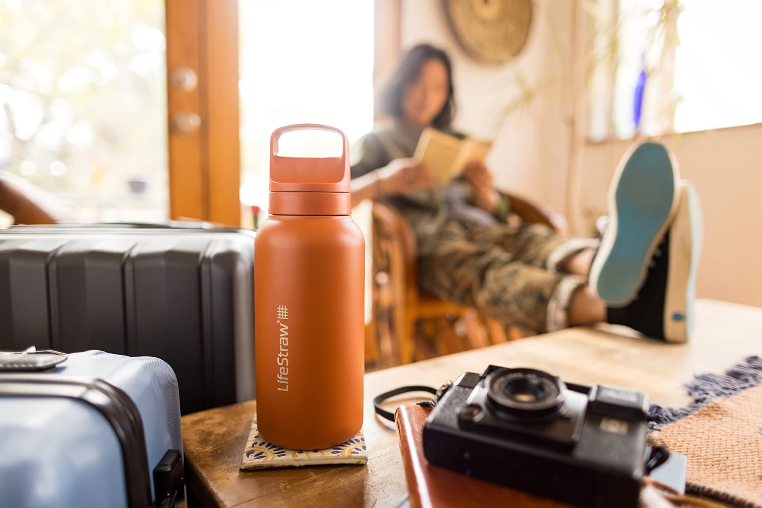 LifeStraw Go Series — Insulated Stainless Steel Water Filter Bottle for Travel and Everyday Use removes Bacteria, Parasites and Microplastics, Improves Taste, 1L, Aegan Sea - Image 6