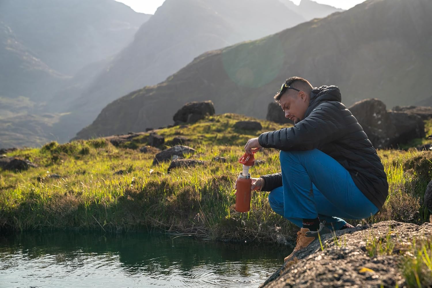 LifeStraw Go Series — Insulated Stainless Steel Water Filter Bottle for Travel and Everyday Use removes Bacteria, Parasites and Microplastics, Improves Taste, 1L, Aegan Sea - Image 8