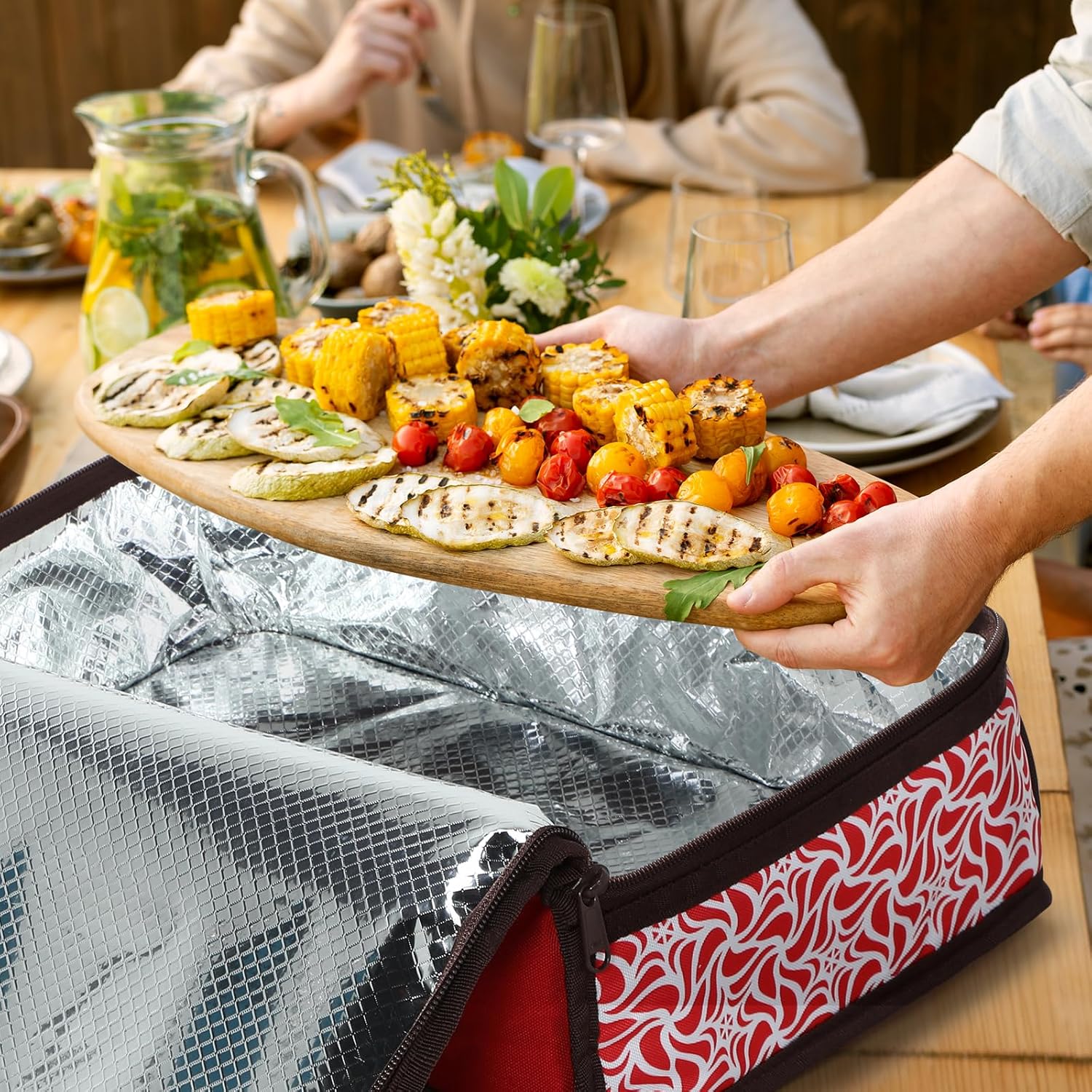 MIER Insulated Casserole Carrier for Hot or Cold Food Thermal Food Carrier Bag for Lasagna Potluck Parties Picnic Cookouts, Fits 9"x13" Baking Dish/Foil Pan, Red - Image 2